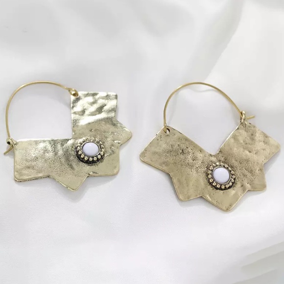 Zara Gold Geometric Hoop Earrings - Picture 4 of 4